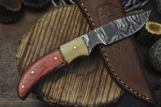 Custom Twist Damascus Skinner Knife with Hardwood Handle – Hunting Blade Closeout