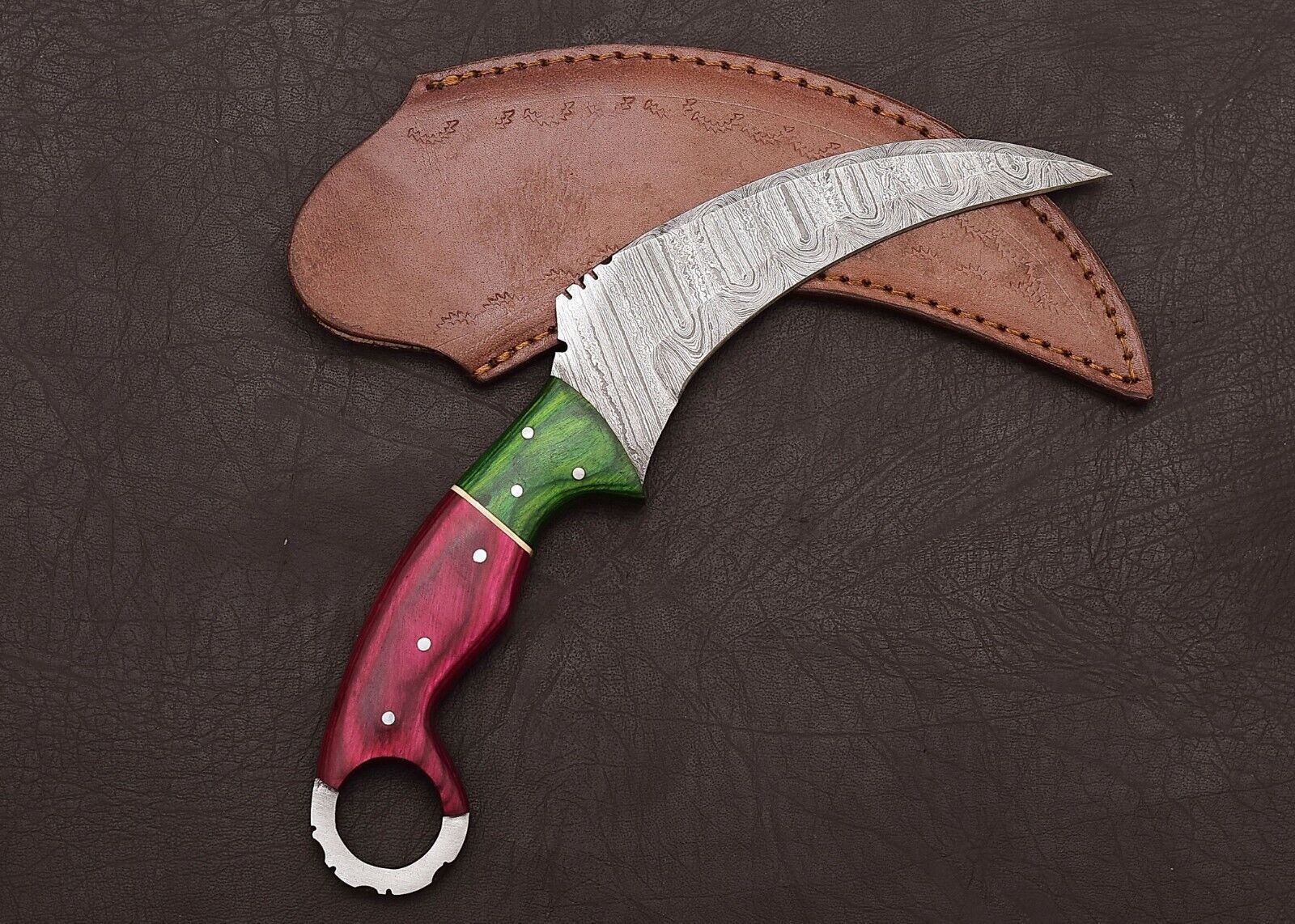 Damascus Karambit Knife Full Tang Damascus Steel Hunting Knife with Wood Handle 