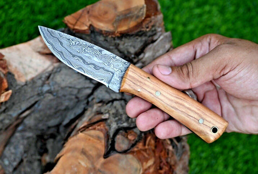 Damascus Steel EDC Hunting Skinner Knife with Hardwood Handle – 8 Inch Handmade Twist Pattern Blade