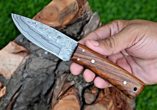 Damascus Steel EDC Skinning Hunting Knife with Hardwood Handle – 7.5 Inch Handmade Blade with Leather Sheath