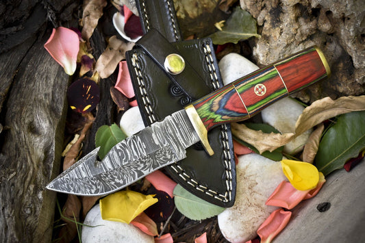   Forged Hunting Skinner Knife Ladder Damascus Hard Wood Outdoor