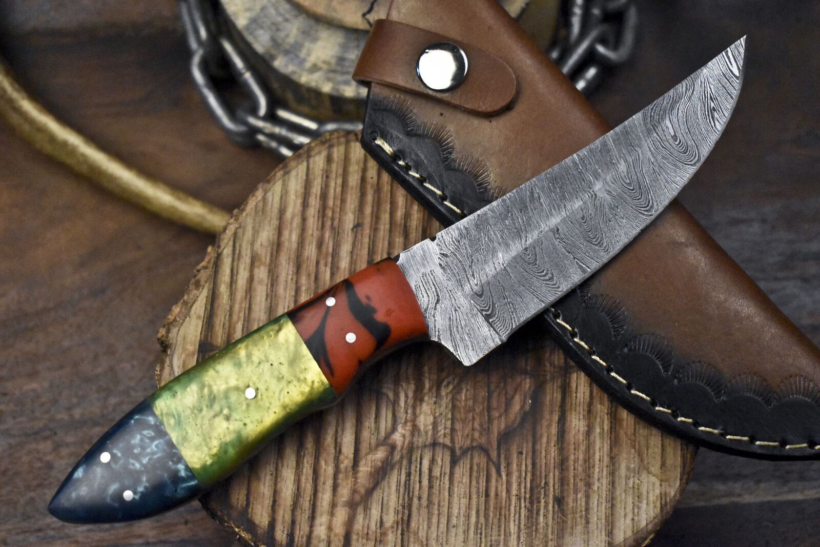 Forged Twist Damascus Skinner Knife with Corian Handle and Micarta Bolster – Outdoor Hunting Essential