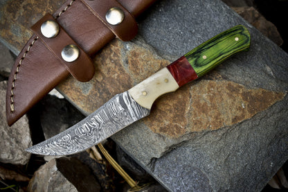 Forged Twist Damascus Skinner Knife with Mixed Material Handle – Unique Survival Blade