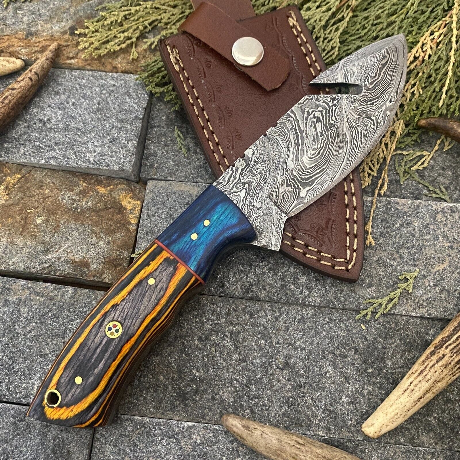 HAND FORGED Damascus Steel Skinner Gut Hook Hunting Knife with Sheath
