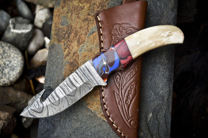 Hand Crafted 9 Inch Skinner Knife w/Gut Hook Twist Damascus Bone Tactical w/ Leather Sheath