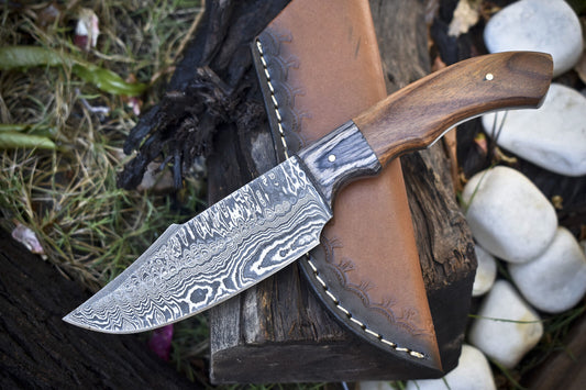 Hand Forged Ladder Damascus Skinner Knife Walnut Wood Handle Outdoor Hunting Tool