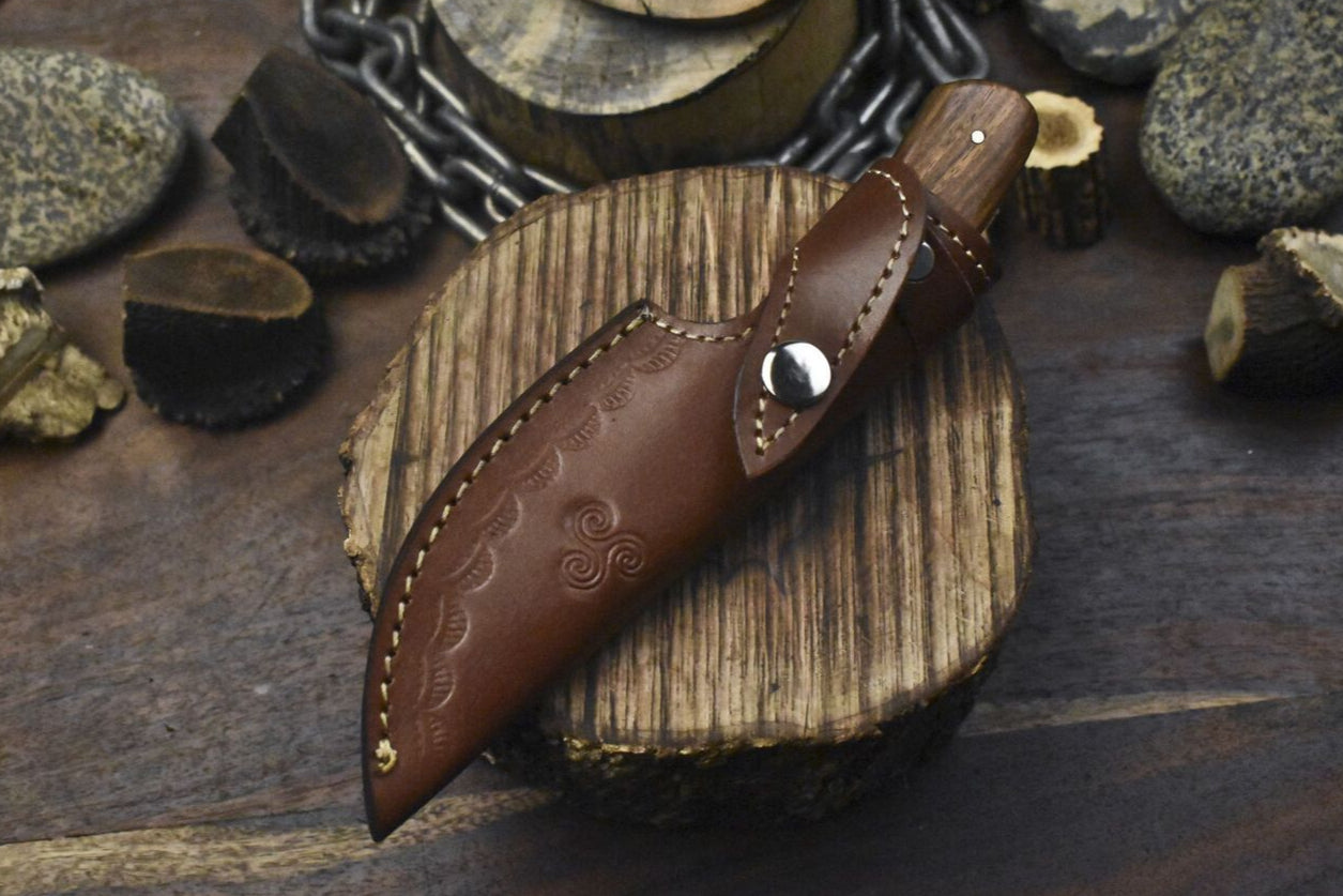 Hand Forged Skinner Knife – AUS-8 Steel Blade with Hard Wood Handle