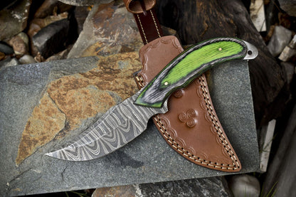 Hand Forged Twist Damascus Skinner Knife Hardwood Handle Hiking Hunting Blade