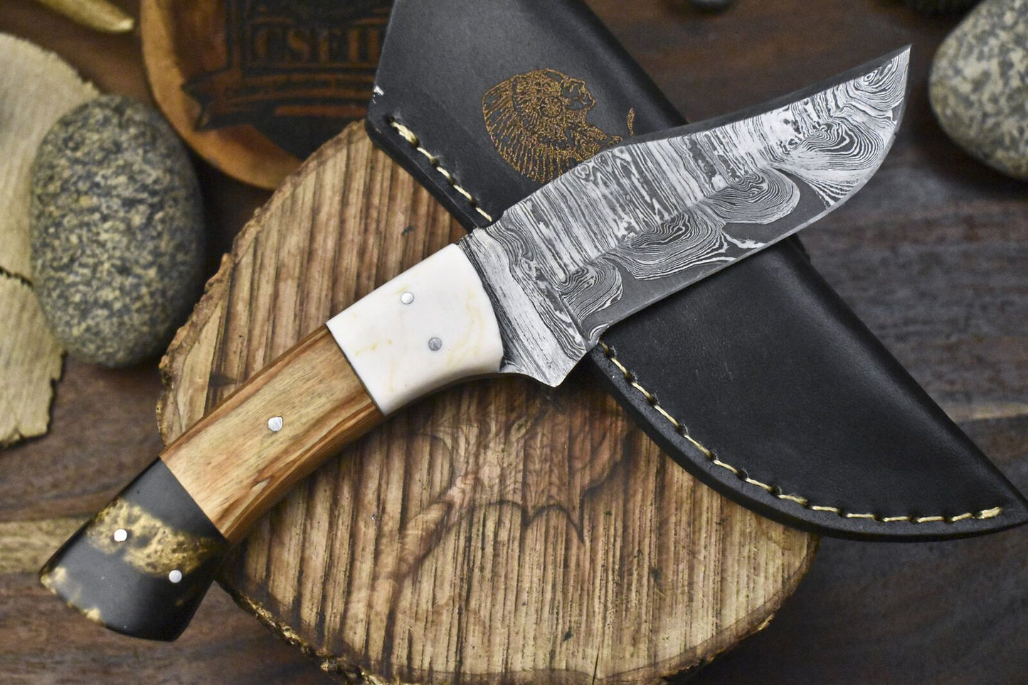 Hand Forged Twist Damascus Skinner Knife Olive Wood Camping Blade