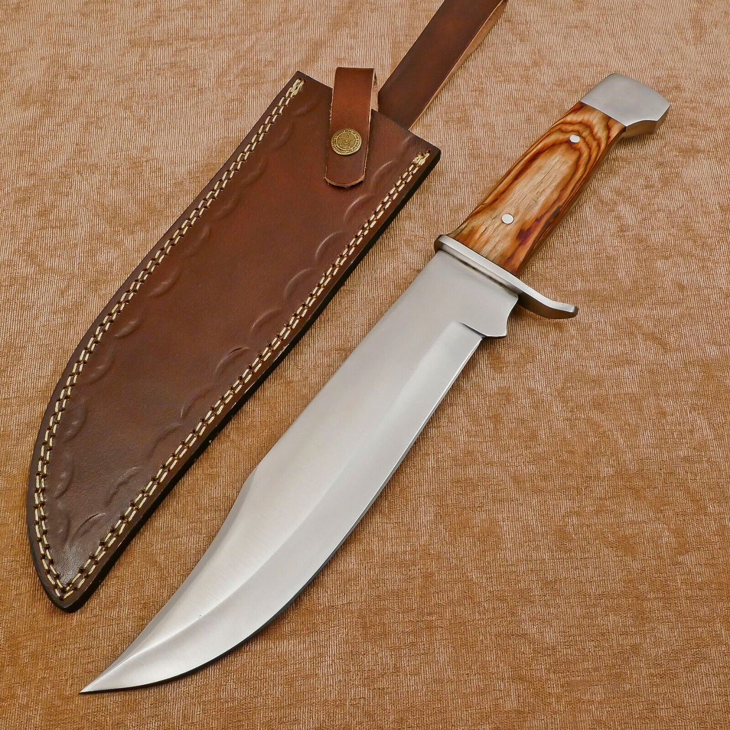 Hand Made D2 Steel Full Tang 14-Inch Bowie Hunting Knife – Steel Guard