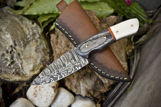 Handcrafted Twist Damascus Skinner Knife with Bone and Wood Handle – Premium Hunting Blade