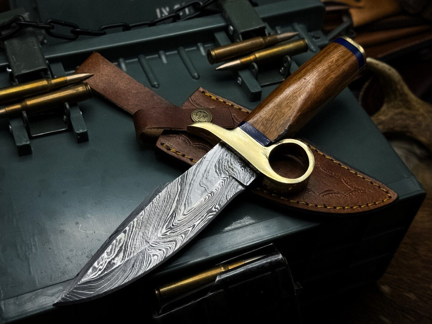 Handmade Damascus Bowie Knife – Full Tang Hunting Blade with Twist Hardwood Handle & Sheath | Heritage Forge