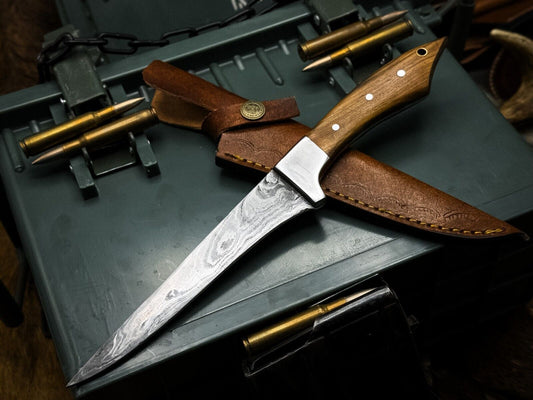 Handmade Damascus Steel Fillet Chef Knife – Wood Handle with Leather Sheath