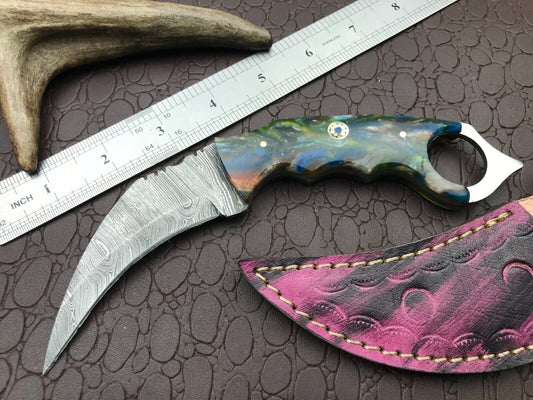 Handmade Best Damascus Karambit Knife Full Tang Damascus Steel Karambit with Resin Handle