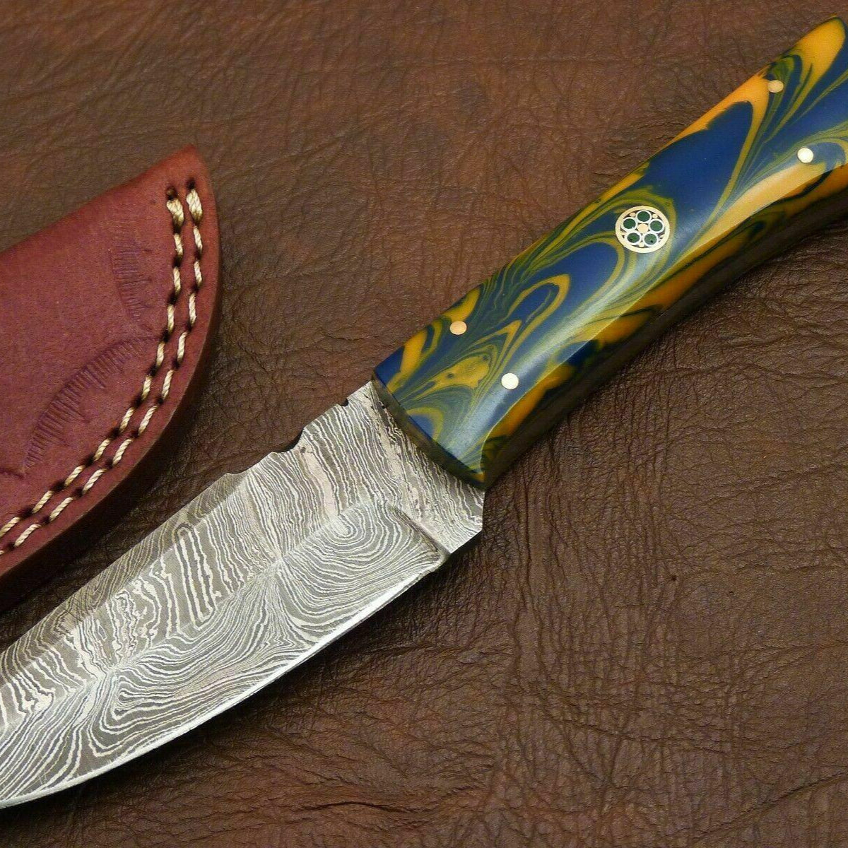 Handmade Damascus Fire Forged Full Tang Fixed Blade Knife | Resin Handle