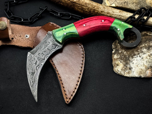 Handmade Damascus Karambit Knife Damascus Steel Karambit with Wood Handle 