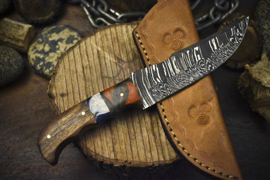 Handmade Damascus Skinner Knife Twist Pattern Walnut Wood Fishing Blade