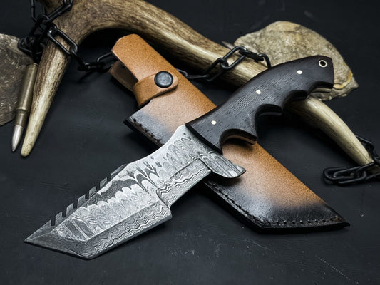 Handmade Damascus Steel Hunting Tracker EDC Knife 