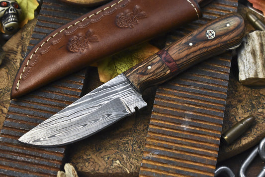 Handmade Skinner Knife Twist Damascus Hard Wood Wooden Bolster Hiking w/ Leather Sheath