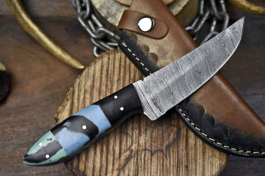 Handmade Twist Damascus Skinner Knife with Corain Handle for Hunting