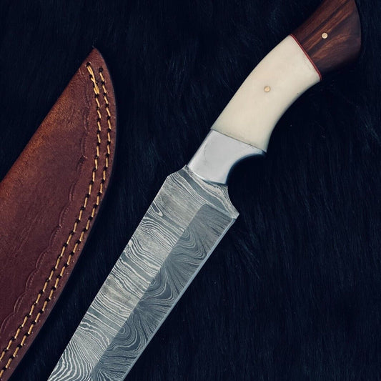 Heritage Forge 10.5 Inch Handmade Twist Damascus Steel Hunting Knife with Camel Bone and Wood Handle
