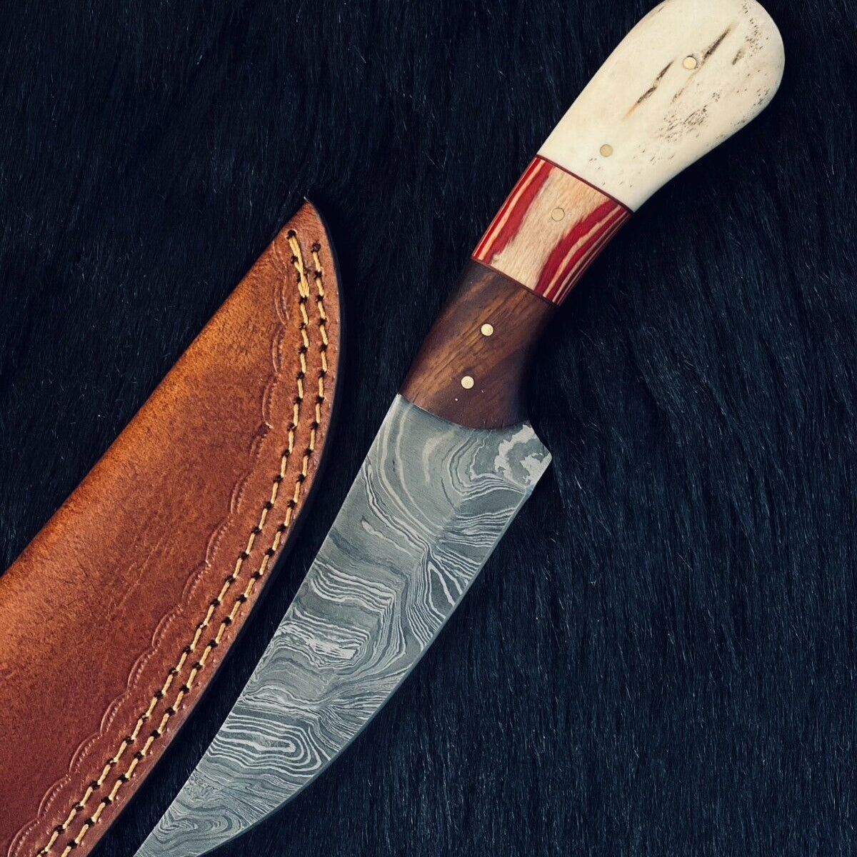 Heritage Forge 10.5 Inch Twist Damascus Steel Skinner Knife with Camel Bone and Natural Wood Handle