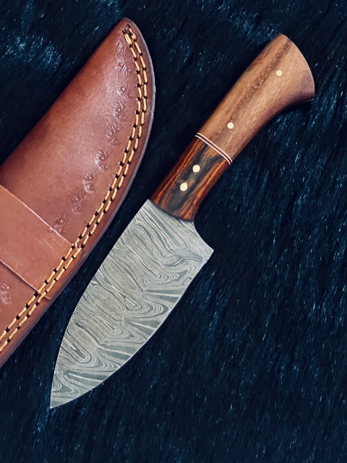 Heritage Forge 8.5 Inch Ladder Damascus Skinner Knife with Camel Bone and Wood Handle