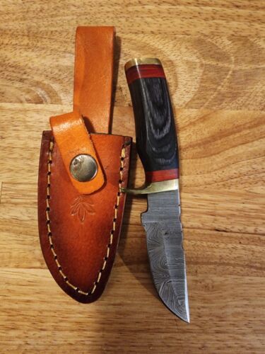 Heritage Forge Custom Twist Damascus Skinner Knife with Hardwood Handle – Handmade Hunting Knife