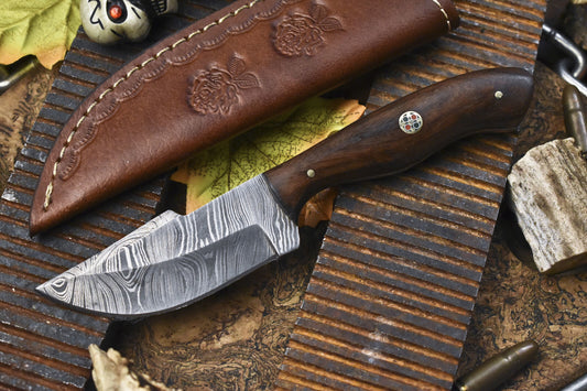 Hot Item 6 Inch Skinner Knife Twist Damascus Bone Handle Brass Guard w/ Leather Sheath