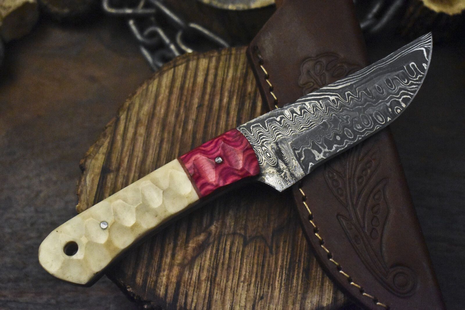 Rain Drop Damascus Skinner Knife with Bone Handle – Custom Handmade Outdoor Blade