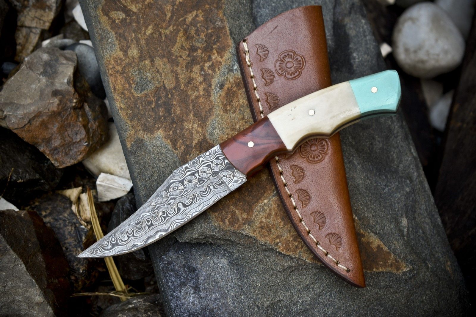 Rain Drop Damascus Skinner Knife with Bone Handle and Micarta Bolster – Custom Handmade Hunter