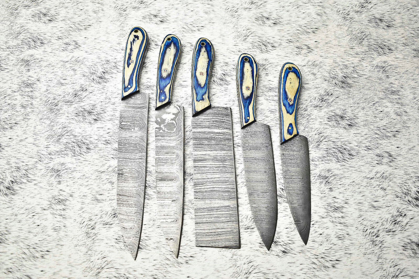 Set of 5 Handmade Hammered Damascus Knife Set Chef Knives With Leather Sheath