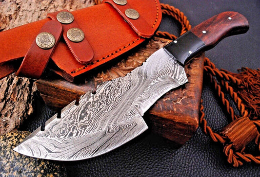 Tracker Hunting Knife Bushcraft – Hand Forged Damascus Steel with Leather Sheath