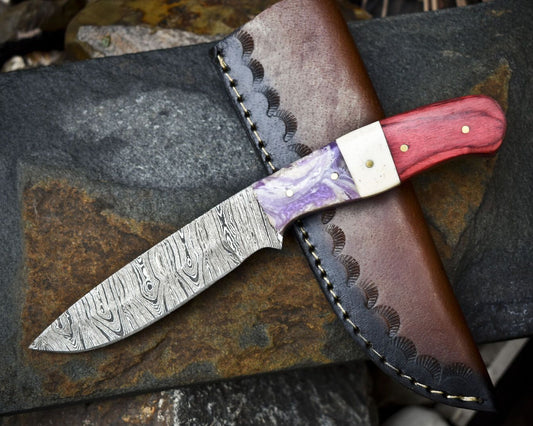 Twist Damascus Skinner Knife Bone and Wood Handle – Custom Forged Outdoor Hunting Knife