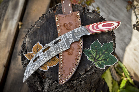 Twist Damascus Skinner Knife – Hardwood Handle with Wooden Bolster for Survival