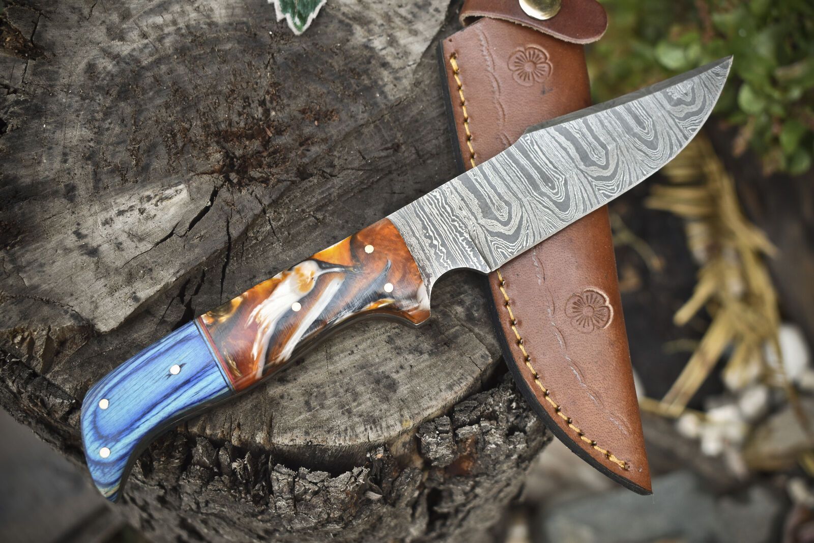  Twist Damascus Skinner Knife Mixed Handle Survival Hunting Tool