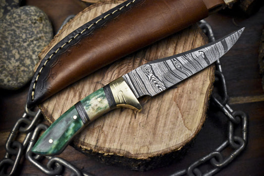 Twist Damascus Skinner Knife with Bone Handle and Brass Guard – Handmade Hunting and Skinning Blade