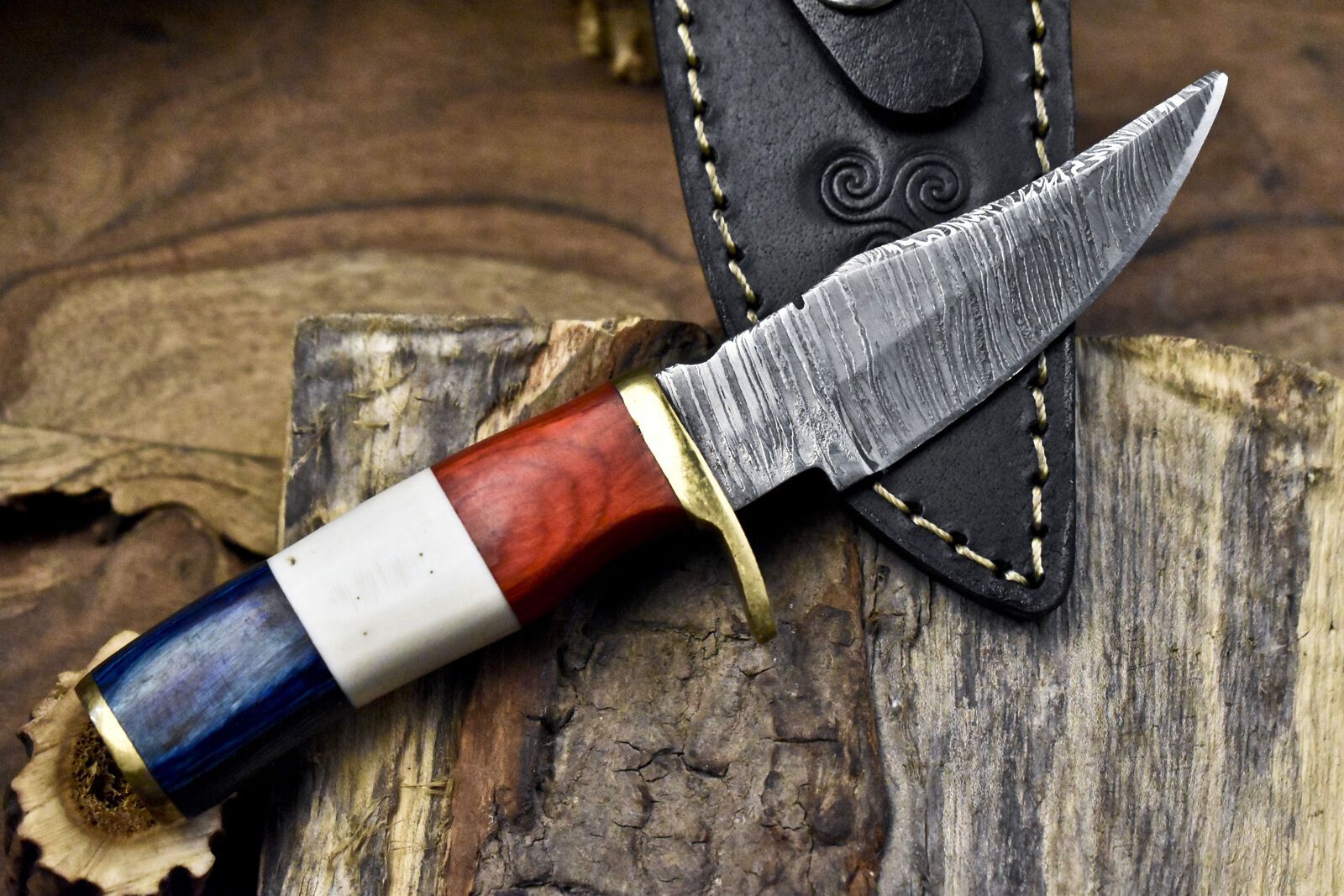Twist Damascus Skinner Knife with Bone and Wood Handle Brass Guard – 6" Custom Hunting Knife

