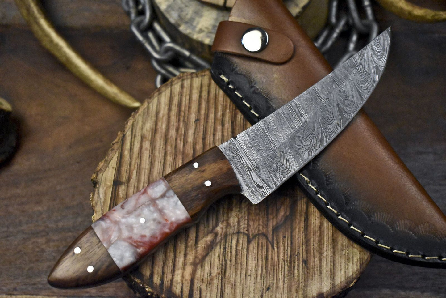 Twist Damascus Skinner Knife with Corain Handle and Wooden Bolster for Hunting
