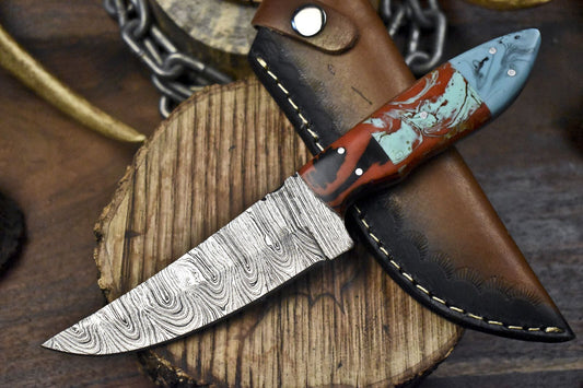 Twist Damascus Skinner Knife with Corian Handle and Micarta Bolster – Custom Forged for Camping