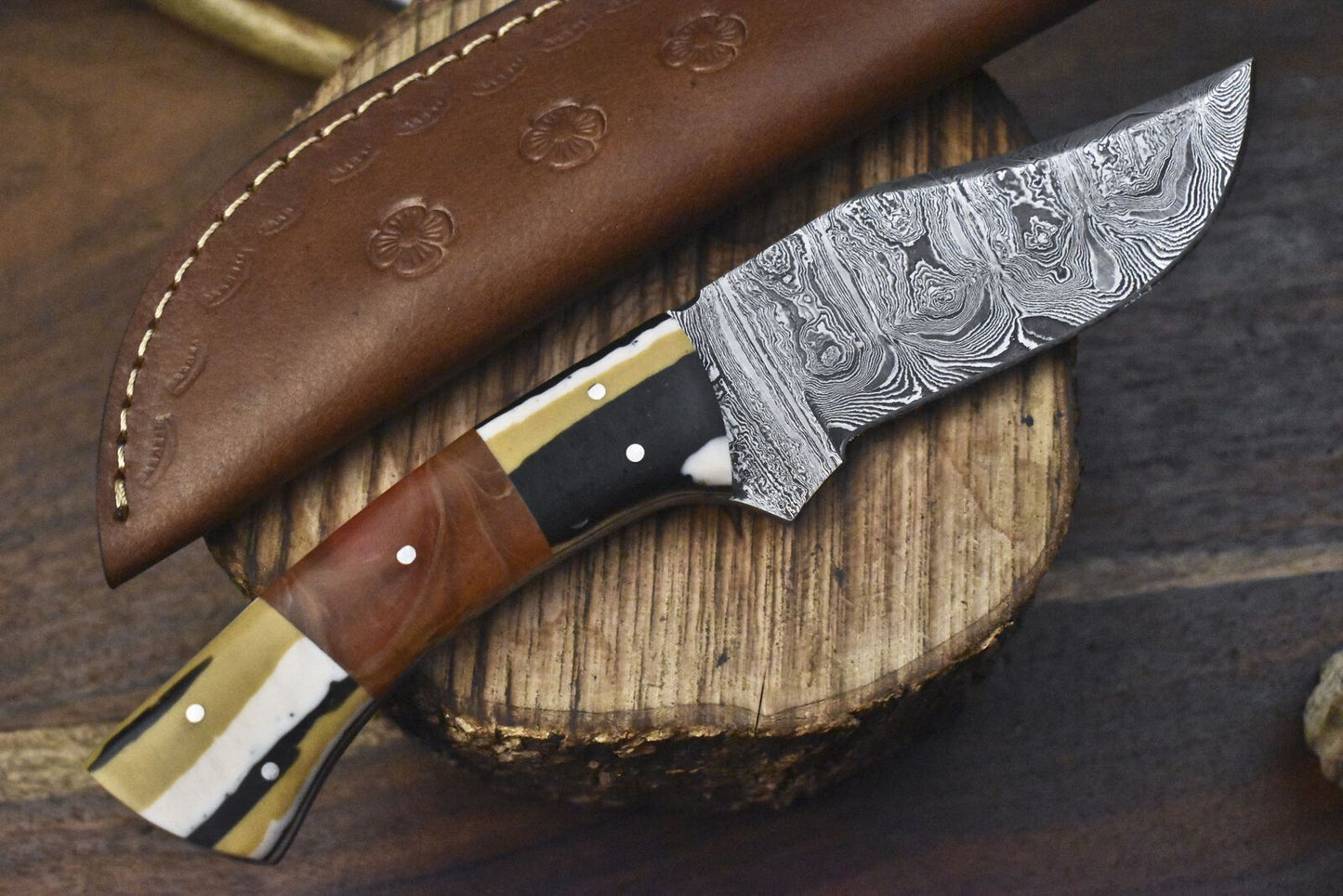 Twist Damascus Skinner Knife with Corian Handle and Micarta Bolster – Handmade EDC Blade