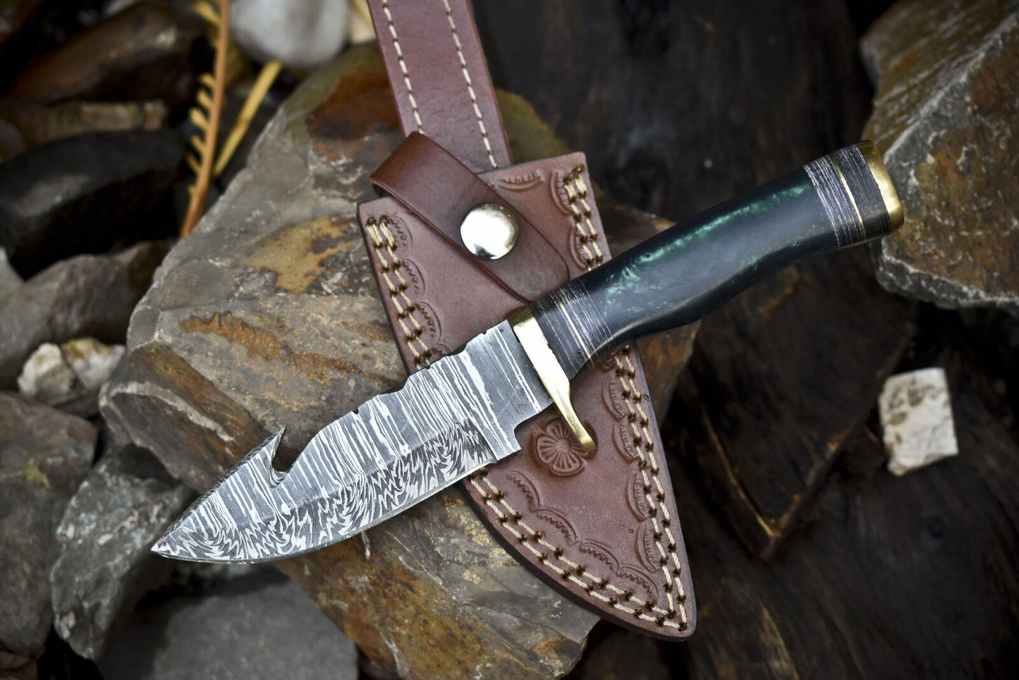 Twist Damascus Skinner Knife with Gut Hook Corian Handle Brass Guard EDC