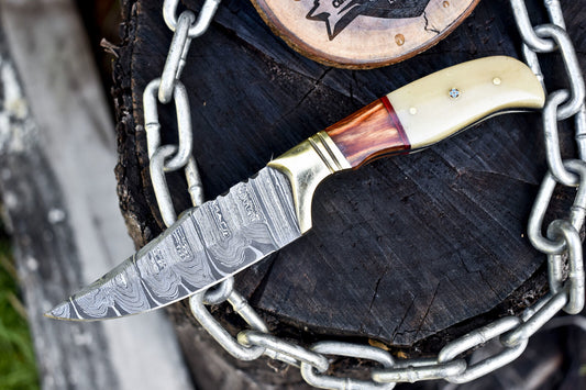  Twist Damascus Skinner Knife with Gut Hook and Hard Wood Handle