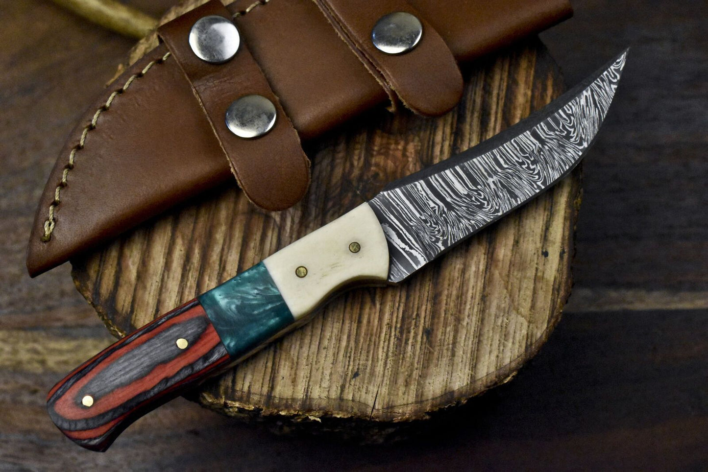 Twist Damascus Skinner Knife with Hard Wood Handle Razor Sharp for Hunting