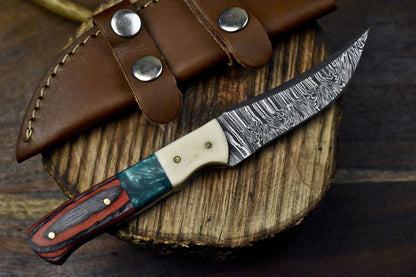 Twist Damascus Skinner Knife with Hard Wood Handle Razor Sharp for Hunting