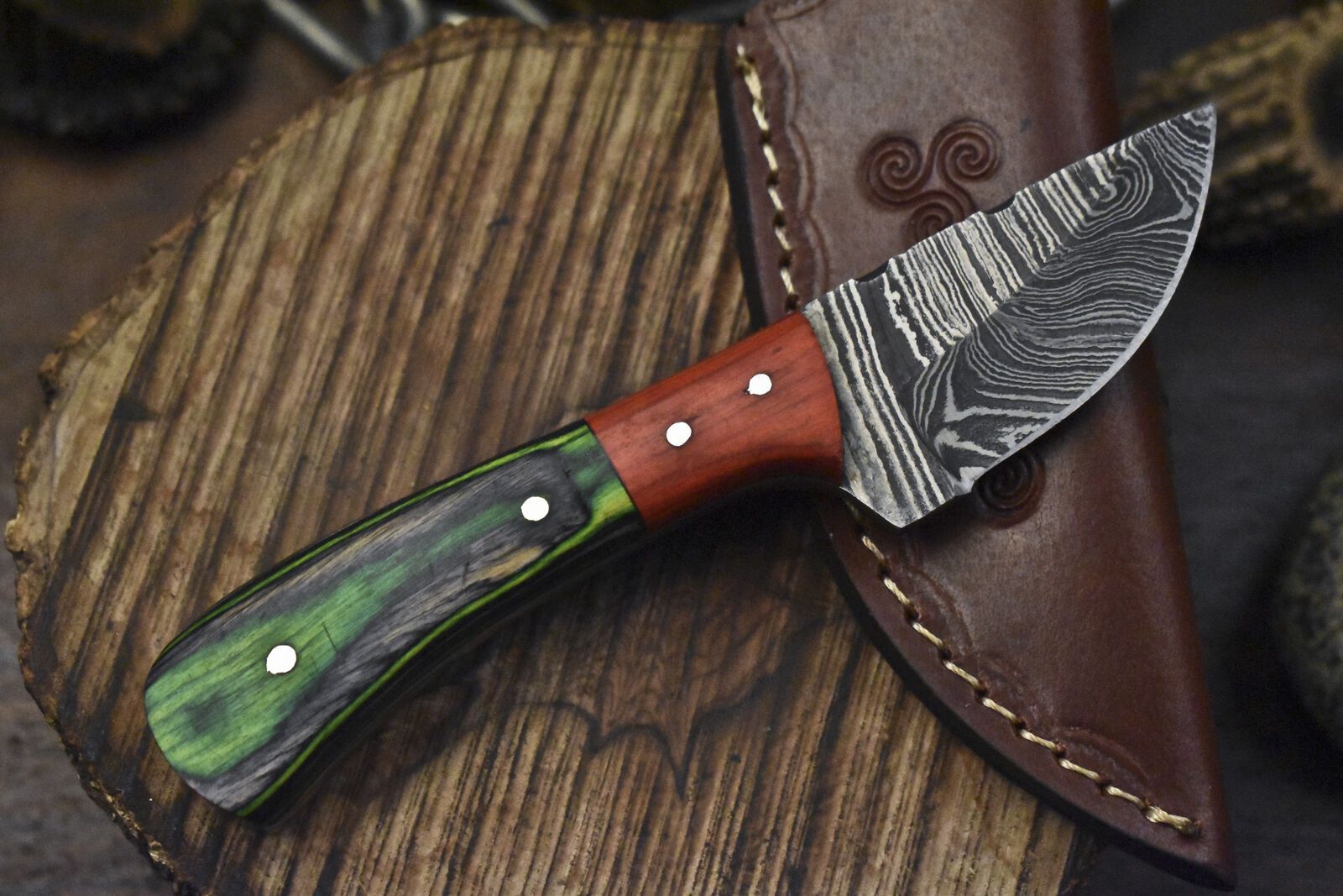 Twist Damascus Skinner Knife with Hardwood Handle and Wooden Bolster EDC Blade