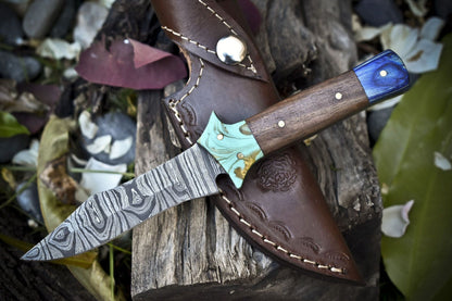 Twist Damascus Skinner Knife with Walnut Wood Handle – Handmade Hunting Gift
