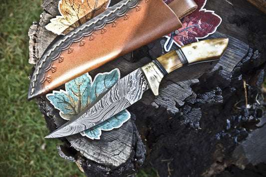 Twist Damascus Steel Skinner Knife with Bone Handle and Brass Guard – Hand-Forged Hunting Gift with Leather Sheath