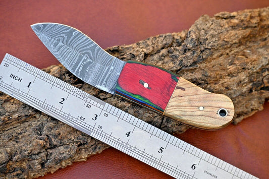 Twist Pattern Damascus Skinner Knife with Wood Handle and Leather Sheath